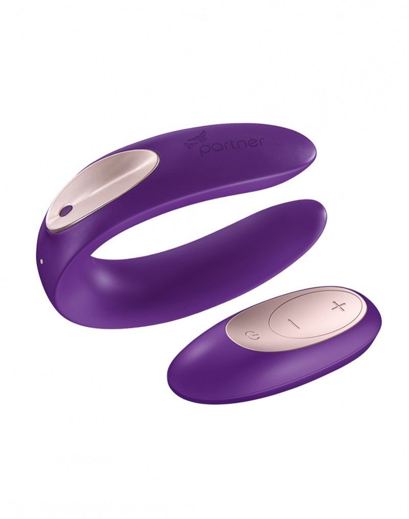 Вібратор для пар Satisfyer Double Plus Remote з пультом ДУ та двома моторчиками